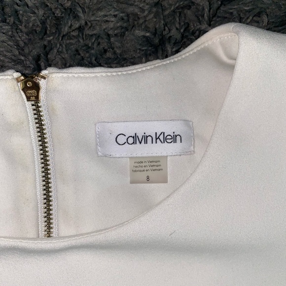 Dress - Picture 2 of 4